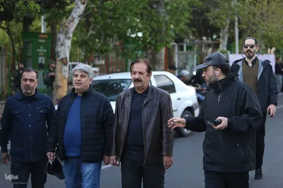 تجمع کودکان و نوجوانان در چهلمین روز شهادت دانش‌آموزان مینابی