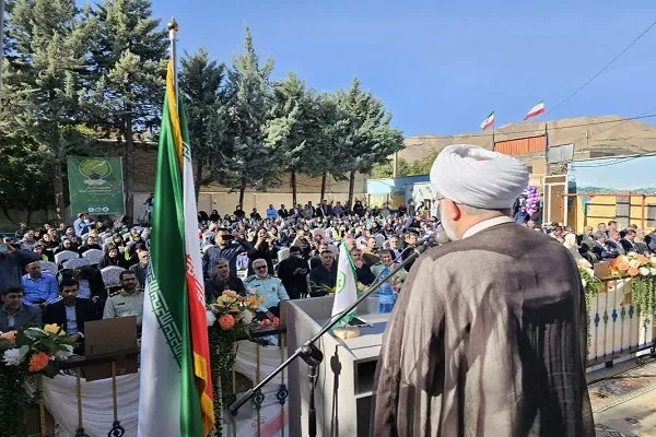 تلاش علمی و توجه به معنویت؛ رمز موفقیت دانش‌آموزان