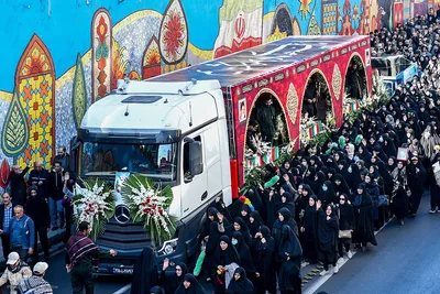 تشییع ۶ شهید گمنام دوران دفاع مقدس در البرز