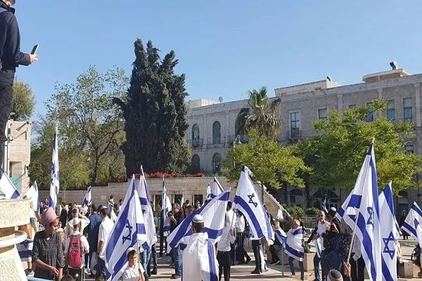 Siyonist militanlar Mescid-i Aksa'ya saldırmaya devam ediyor