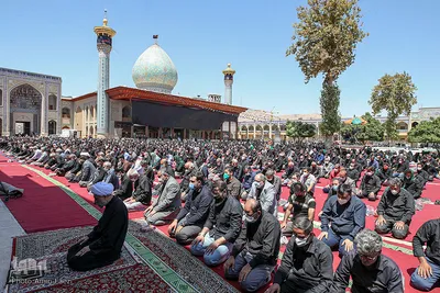 عزاداری ظهر عاشورا در حرم شاهچراغ(ع)