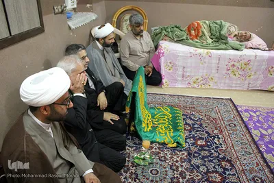 کاروان زیر سایه خورشید در محور غرب استان هرمزگان