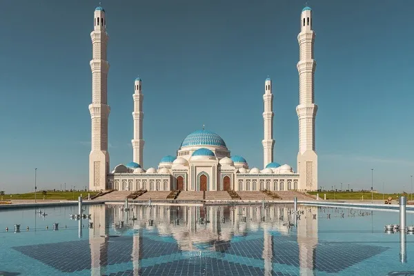 Guinness'e aday Nur Sultan Büyük Camii açılıyor