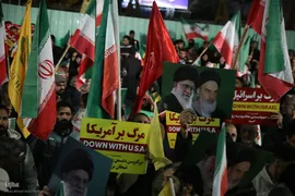 خروش مردم شیراز برای حمایت از وطن