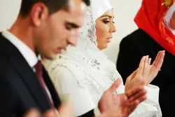Le gouvernement français contrôle le mariage des musulmans
