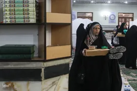 توزیع افطاری در شب میلاد امام حسن مجتبی(ع)