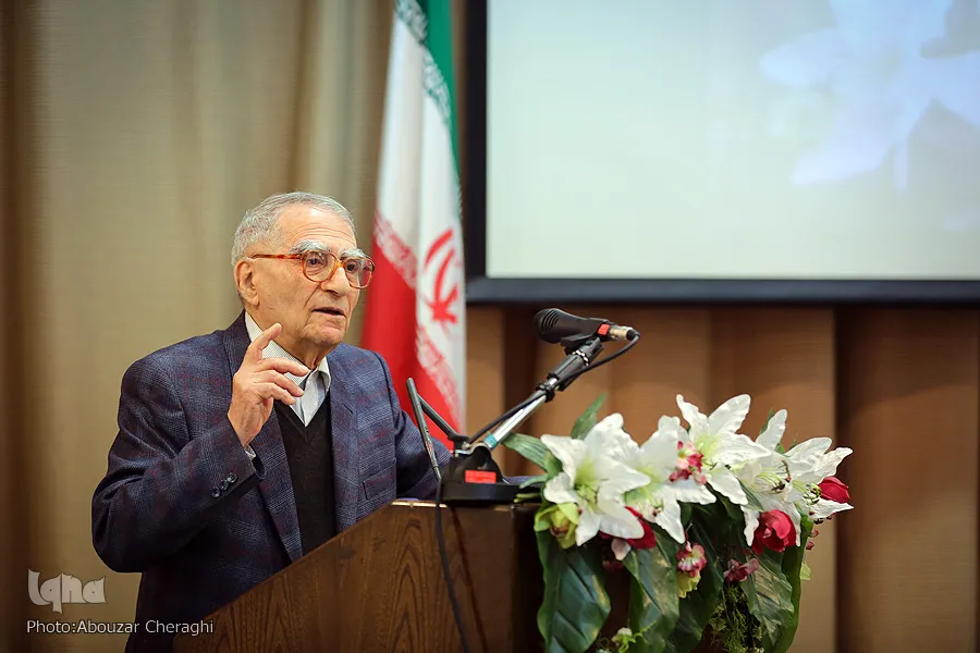 متفکران غربی ابن سینا را منجی فرهنگی می‌دانستند