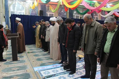 محفل انس با قرآن کریم به مناسبت فرارسیدن دهه فجر در ملایر