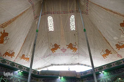 آیین سنتی برپایی خیمه‌های عاشورایی زرقان‎‎