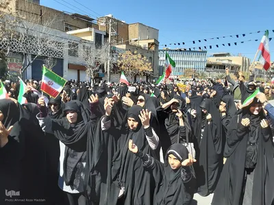 راهپیمایی مردم شیراز در انزجار از جنایات آمریکا و رژیم صهیونیستی