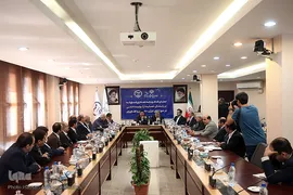 مراسم امضای تفاهم نامه همکاری جهاد دانشگاهی با ستاد اجرایی فرمان امام(ره)