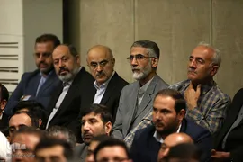 دیدار جمعی از استادان، نخبگان و پژوهشگران دانشگاه‌ها با مقام معظم رهبری