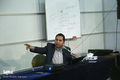 کارگاه آموزشی تحیل محتوا مفاهیم قرآنی توسط محمد عترت دوست