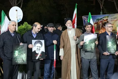 یادبود خادمان ملت در پرواز اردیبهشت