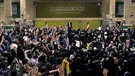 دیدار هزاران نفر از دانش‌آموزان و دانشجویان با رهبر انقلاب