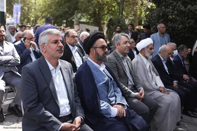 آئین ادای احترام و عطر افشانی مزار شهدای گمنام دانشگاه تهران