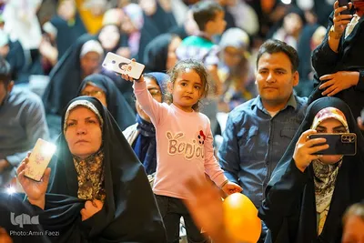 حرم مطهر شاهچراغ(ع) غرق شادی میلاد پیامبر مهربانی‌ها‎