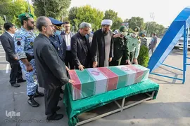 رژه نیروهای مسلح در اولین روز دفاع مقدس در همدان