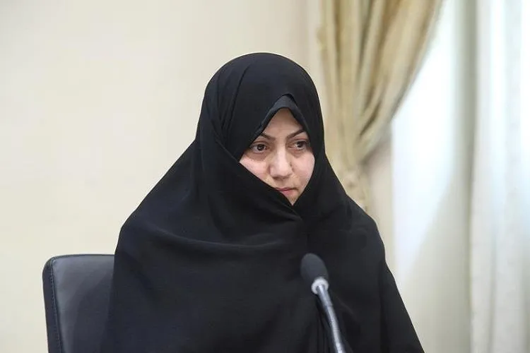 ارزش‌های اخلاقی را با زبان هنر به جوانان انتقال دهیم