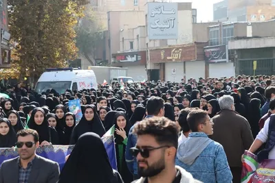 ۱۳ آباند