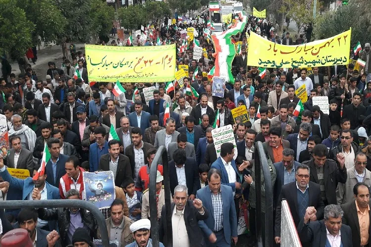 حضور حماسی مردم کرمان در راهپیمایی 22 بهمن