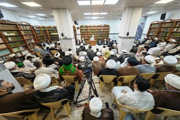 المرجع اليعقوبي: الله تعالى يتكفل بالدفاع عن المخلصين من عباده