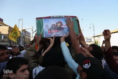 ⁨تشییع شهید مدافع حرم محمدحسین مومنی⁩
