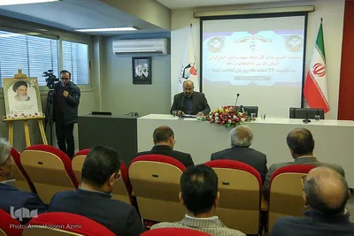افتتاحیه نمایشگاه هنرهای تجسمی هنرمندان شاهد و ایثارگر جنوب کشور