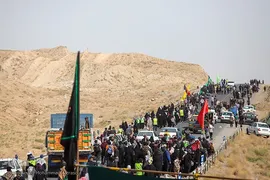 زائران پیاده امام رضا(ع)