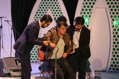 رضا رویگری در مراسم اختتامیه سومین جشنواره سراسری آواها و سروده های حماسی بسیج‎
