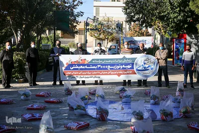 آماده سازی ۳۰۰۰ بسته کمک مومنانه در شیراز