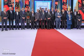 عکس یادگاری برگزیدگان جایزه