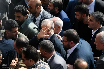مراسم تشییع سرلشکر شهید نیلفروشان