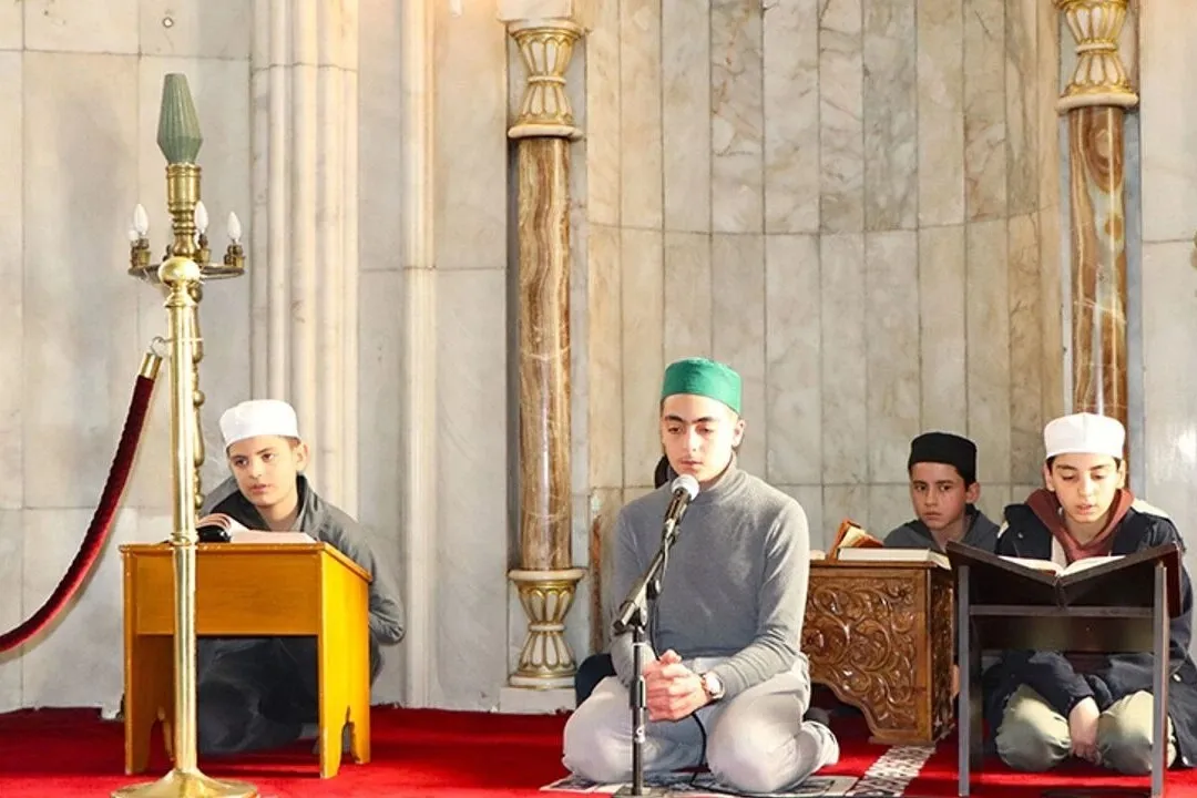 Elazığ'da hafızlar mukabele geleneğini sürdürüyor