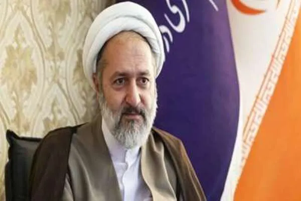 دانشجویان دانشگاه فرهنگیان باید دین‌دان باشند