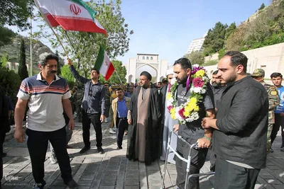 استقبال از ۹ نفر از مجروحان ناوچه «دنا»  در شیراز