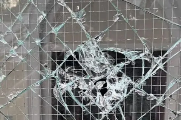 Comunidade 'Magoada' Após Mesquita de Taunton Ser Vandalizada em Crime de Ódio