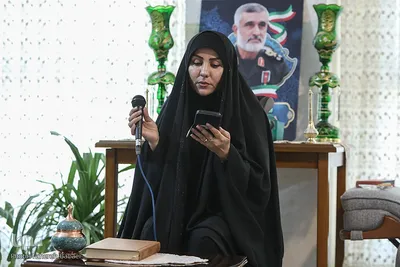 برپایی محفل بانوان فعال قرآنی در خانه شهید حاجی‌زاده