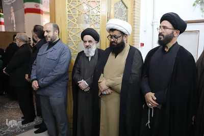 مراسم گرامیداشت رهبر شهید از سوی آیت‌الله مکارم شیرازی

