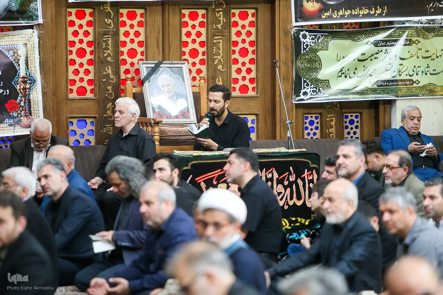 تقرير مصور | مراسم تشييع جثمان خادم القرآن 