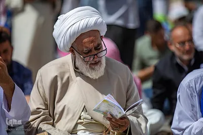 مراسم دعای عرفه در آستان حسینی