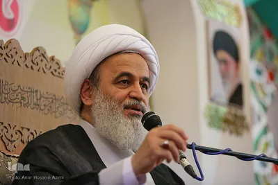 مراسم بزرگداشت آیت‌الله ربانی شیرازی در حرم مطهر