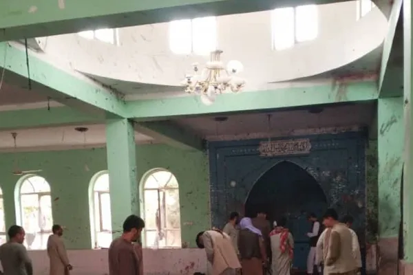 Shia Mosque Blast in Afghanistan Kills, Injures Dozens: Report
