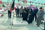 ادای احترام وزیر راه و شهرسازی به مقام شهدای مدرسه «شجره طیبه» میناب
