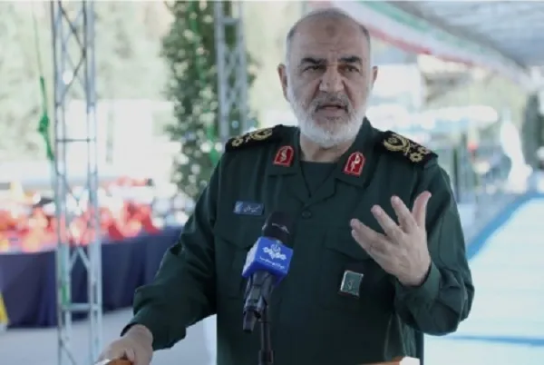 جوهره اصلی حوادث اخیر تقابل جهل و آگاهی است