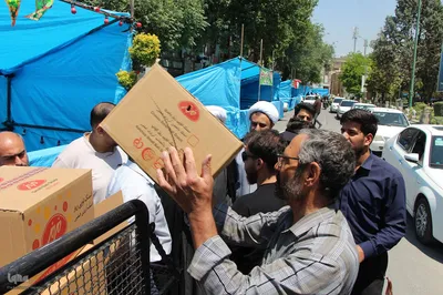 آماده سازی موکب‌ها و غرفه‌های فرهنگی و پذیرایی و دیگ‌های غذا به مناسبت روز غدیر در شهرستان ملایر