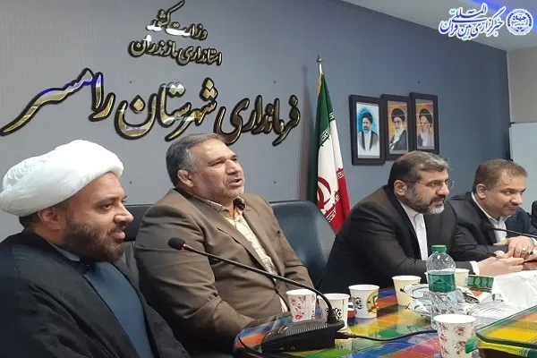 مساجد محل آموزش‌های فرهنگی و هنری باشد