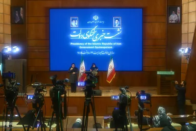 نشست خبری سخنگوی دولت و رئیس سازمان حفاظت محیط زیست