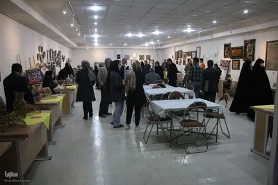 بازدید استاندار مرکزی از نمایشگاه قرآن