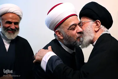 دیدار رهبر انقلاب با وزیر اوقاف و جمعی از علمای سوریه
